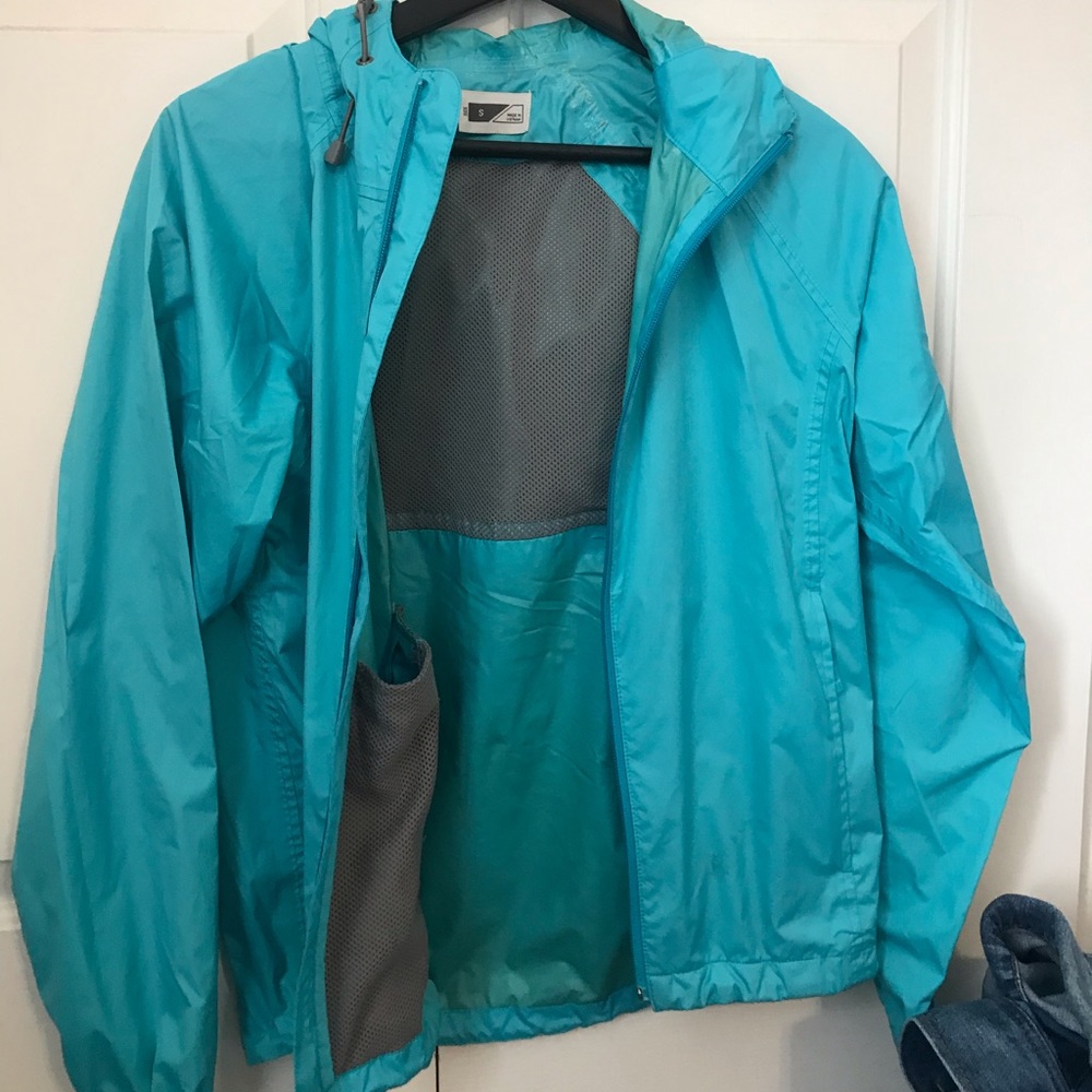 Alpine design rain jacket/ windbreaker